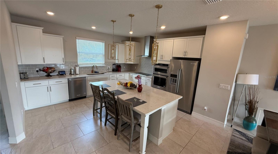 ORLANDO, Florida 32836, 4 Bedrooms Bedrooms, ,3 BathroomsBathrooms,Residential,For Sale,SWEET STAR,0,MFRO6373281