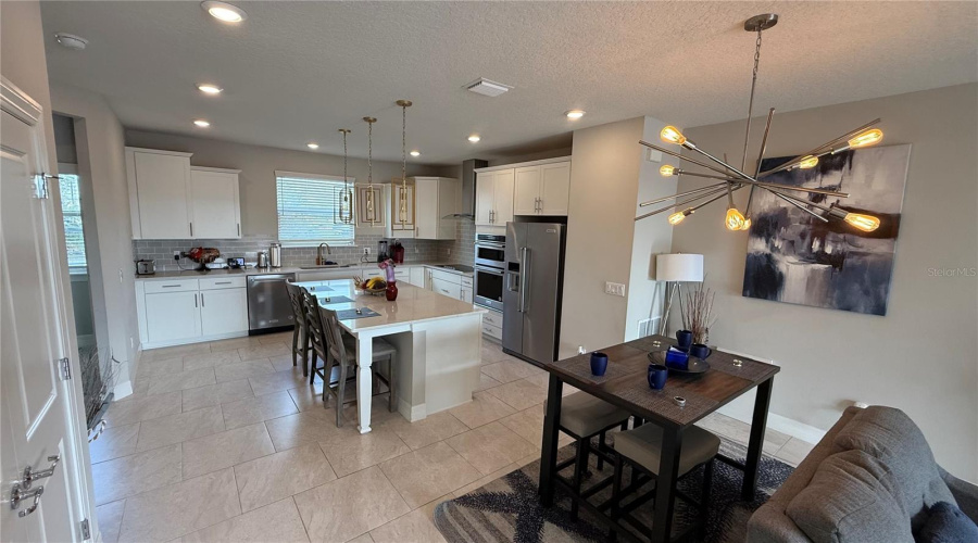 ORLANDO, Florida 32836, 4 Bedrooms Bedrooms, ,3 BathroomsBathrooms,Residential,For Sale,SWEET STAR,0,MFRO6373281