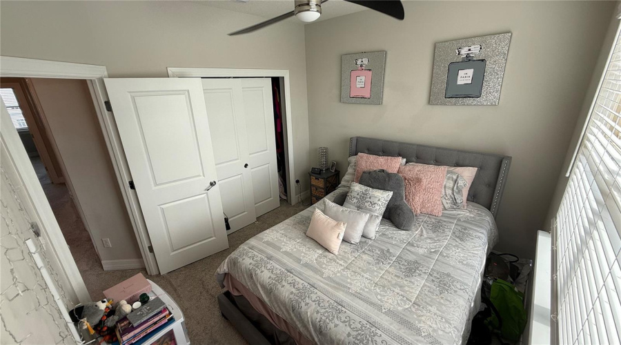 ORLANDO, Florida 32836, 4 Bedrooms Bedrooms, ,3 BathroomsBathrooms,Residential,For Sale,SWEET STAR,0,MFRO6373281