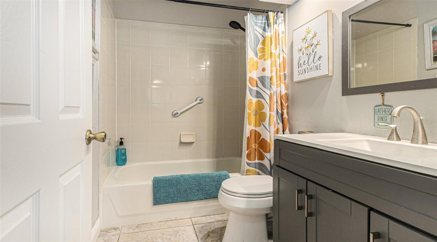 DAVENPORT, Florida 33897, 4 Bedrooms Bedrooms, ,4 BathroomsBathrooms,Residential,For Sale,COVENTRY,0,MFRO6373370