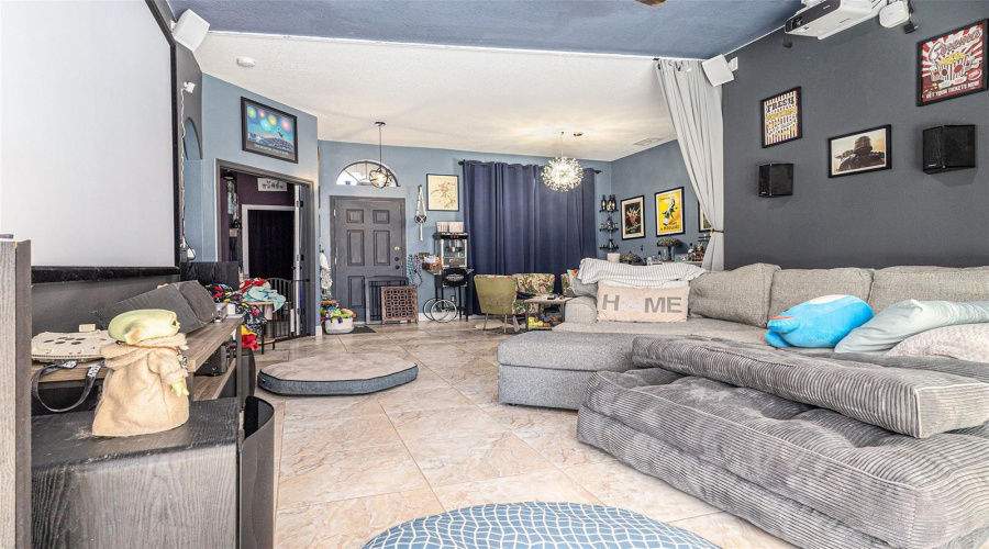 DAVENPORT, Florida 33897, 4 Bedrooms Bedrooms, ,4 BathroomsBathrooms,Residential,For Sale,COVENTRY,0,MFRO6373370