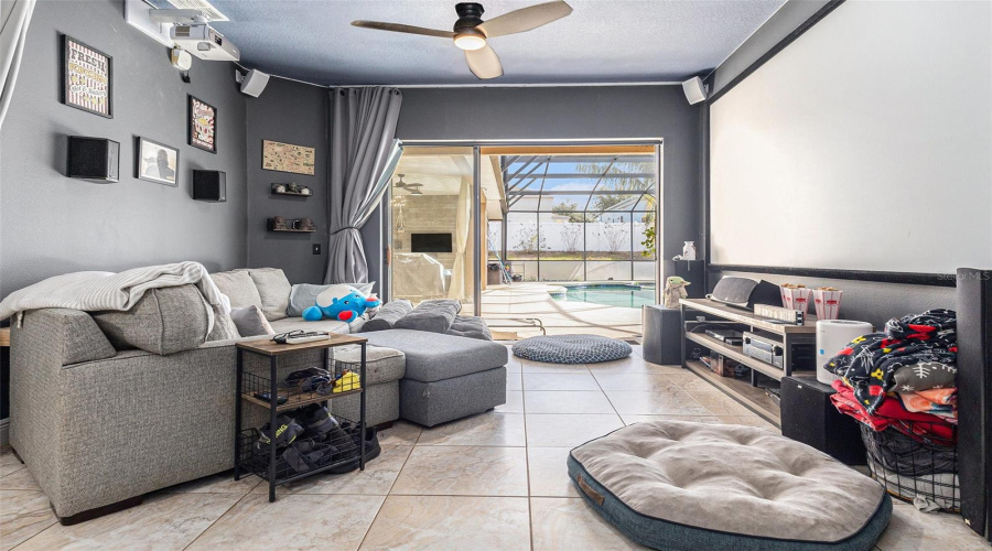 DAVENPORT, Florida 33897, 4 Bedrooms Bedrooms, ,4 BathroomsBathrooms,Residential,For Sale,COVENTRY,0,MFRO6373370