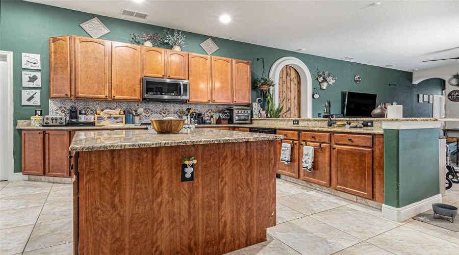 DAVENPORT, Florida 33897, 4 Bedrooms Bedrooms, ,4 BathroomsBathrooms,Residential,For Sale,COVENTRY,0,MFRO6373370