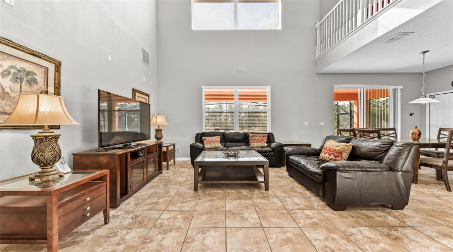 DAVENPORT, Florida 33837, 5 Bedrooms Bedrooms, ,4 BathroomsBathrooms,Residential,For Sale,ORANGE COSMOS,0,MFRL4958410