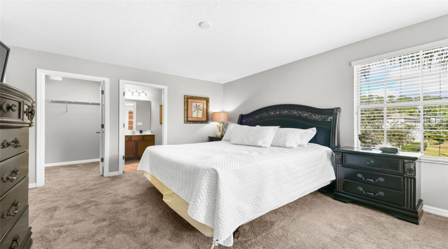 DAVENPORT, Florida 33837, 5 Bedrooms Bedrooms, ,4 BathroomsBathrooms,Residential,For Sale,ORANGE COSMOS,0,MFRL4958410