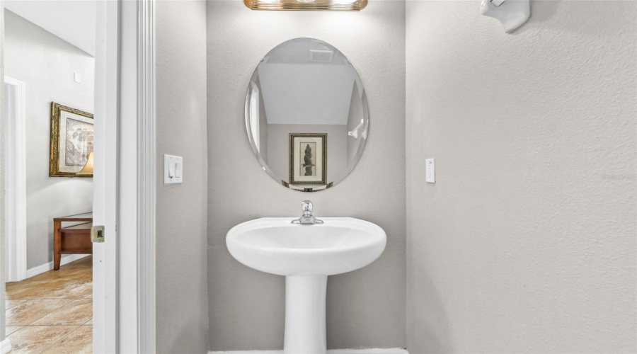 DAVENPORT, Florida 33837, 5 Bedrooms Bedrooms, ,4 BathroomsBathrooms,Residential,For Sale,ORANGE COSMOS,0,MFRL4958410