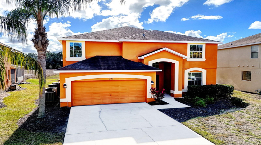 DAVENPORT, Florida 33837, 5 Bedrooms Bedrooms, ,4 BathroomsBathrooms,Residential,For Sale,ORANGE COSMOS,0,MFRL4958410