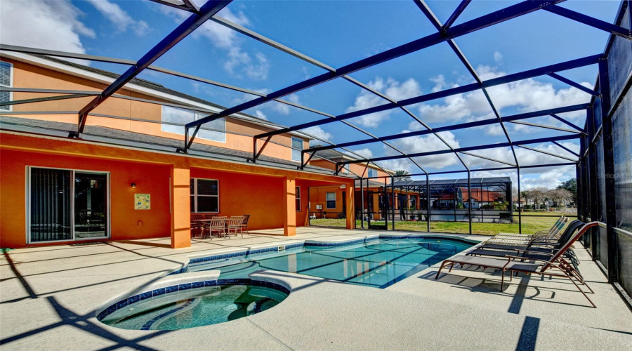 DAVENPORT, Florida 33837, 5 Bedrooms Bedrooms, ,4 BathroomsBathrooms,Residential,For Sale,ORANGE COSMOS,0,MFRL4958410