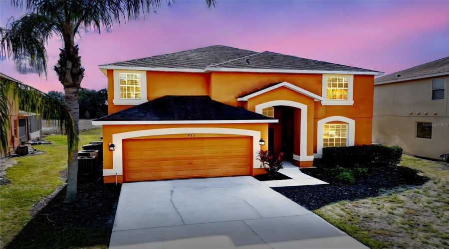 DAVENPORT, Florida 33837, 5 Bedrooms Bedrooms, ,4 BathroomsBathrooms,Residential,For Sale,ORANGE COSMOS,0,MFRL4958410