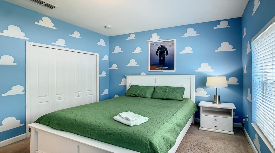 KISSIMMEE, Florida 34746, 5 Bedrooms Bedrooms, ,4 BathroomsBathrooms,Residential,For Sale,CLOCK TOWER,0,MFRO6372914