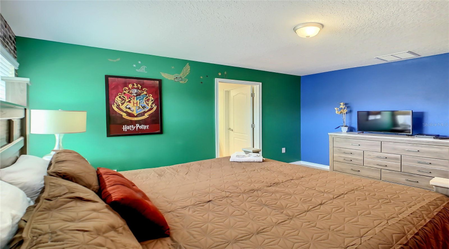 KISSIMMEE, Florida 34746, 5 Bedrooms Bedrooms, ,4 BathroomsBathrooms,Residential,For Sale,CLOCK TOWER,0,MFRO6372914