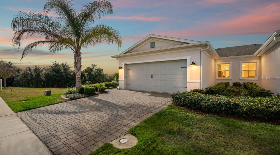 KISSIMMEE, Florida 34747, 2 Bedrooms Bedrooms, ,2 BathroomsBathrooms,Residential,For Sale,KEY BAY,0,MFRG5106590