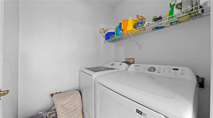 KISSIMMEE, Florida 34746, 4 Bedrooms Bedrooms, ,2 BathroomsBathrooms,Residential,For Sale,BIEL,0,MFRS5141675