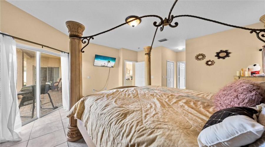 KISSIMMEE, Florida 34746, 4 Bedrooms Bedrooms, ,2 BathroomsBathrooms,Residential,For Sale,BIEL,0,MFRS5141675