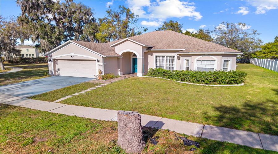 KISSIMMEE, Florida 34746, 4 Bedrooms Bedrooms, ,2 BathroomsBathrooms,Residential,For Sale,BIEL,0,MFRS5141675