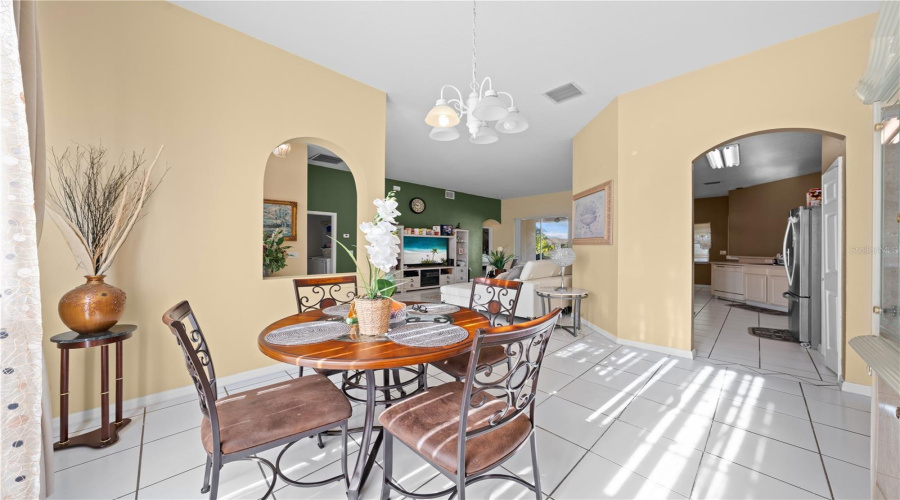 KISSIMMEE, Florida 34746, 4 Bedrooms Bedrooms, ,2 BathroomsBathrooms,Residential,For Sale,BIEL,0,MFRS5141675