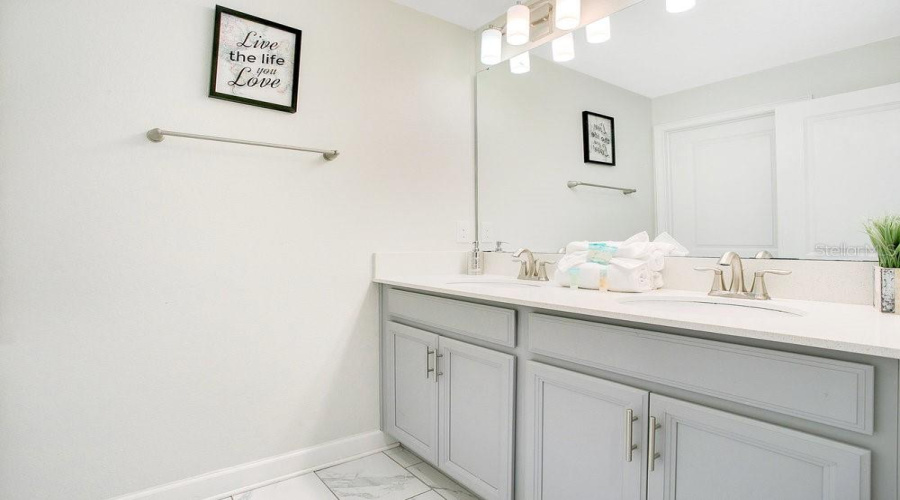 DAVENPORT, Florida 33896, 4 Bedrooms Bedrooms, ,3 BathroomsBathrooms,Residential,For Sale,PLUNKER,0,MFRO6373526