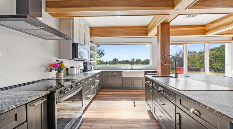 KISSIMMEE, Florida 34746, 4 Bedrooms Bedrooms, ,2 BathroomsBathrooms,Residential,For Sale,WINDWARD OAKS,0,MFRO6366143