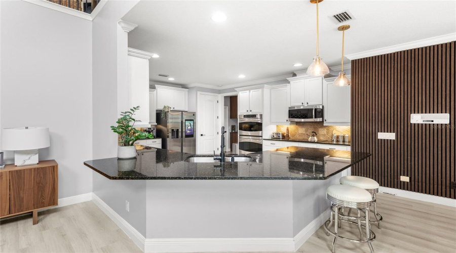 ORLANDO, Florida 32836, 6 Bedrooms Bedrooms, ,5 BathroomsBathrooms,Residential,For Sale,PROVENCE,0,MFRO6326157