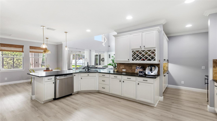 ORLANDO, Florida 32836, 6 Bedrooms Bedrooms, ,5 BathroomsBathrooms,Residential,For Sale,PROVENCE,0,MFRO6326157