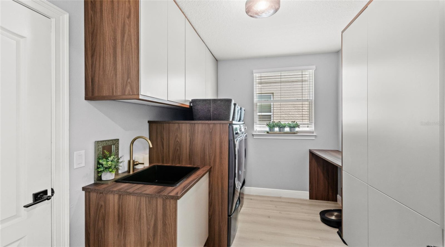 ORLANDO, Florida 32836, 6 Bedrooms Bedrooms, ,5 BathroomsBathrooms,Residential,For Sale,PROVENCE,0,MFRO6326157