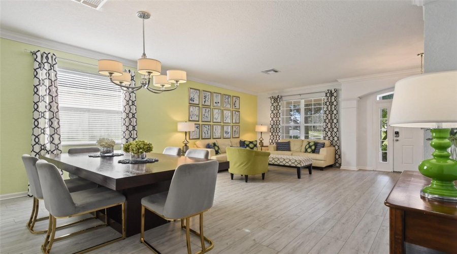 KISSIMMEE, Florida 34747, 6 Bedrooms Bedrooms, ,4 BathroomsBathrooms,Residential,For Sale,BASNETT,0,MFRO6373708