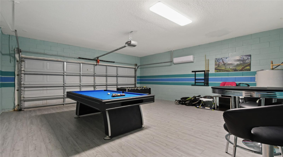 KISSIMMEE, Florida 34747, 6 Bedrooms Bedrooms, ,4 BathroomsBathrooms,Residential,For Sale,BASNETT,0,MFRO6373708