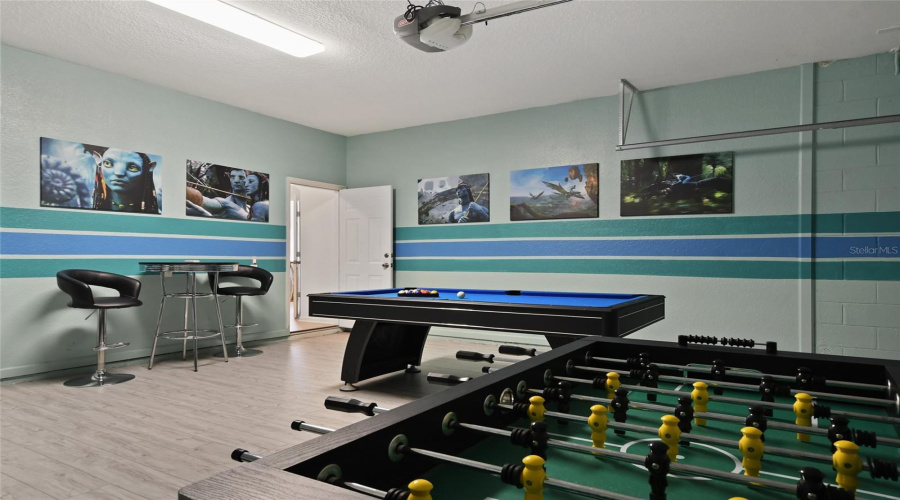 KISSIMMEE, Florida 34747, 6 Bedrooms Bedrooms, ,4 BathroomsBathrooms,Residential,For Sale,BASNETT,0,MFRO6373708