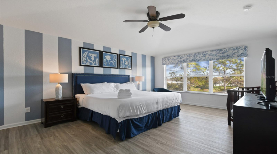 KISSIMMEE, Florida 34747, 6 Bedrooms Bedrooms, ,4 BathroomsBathrooms,Residential,For Sale,BASNETT,0,MFRO6373708