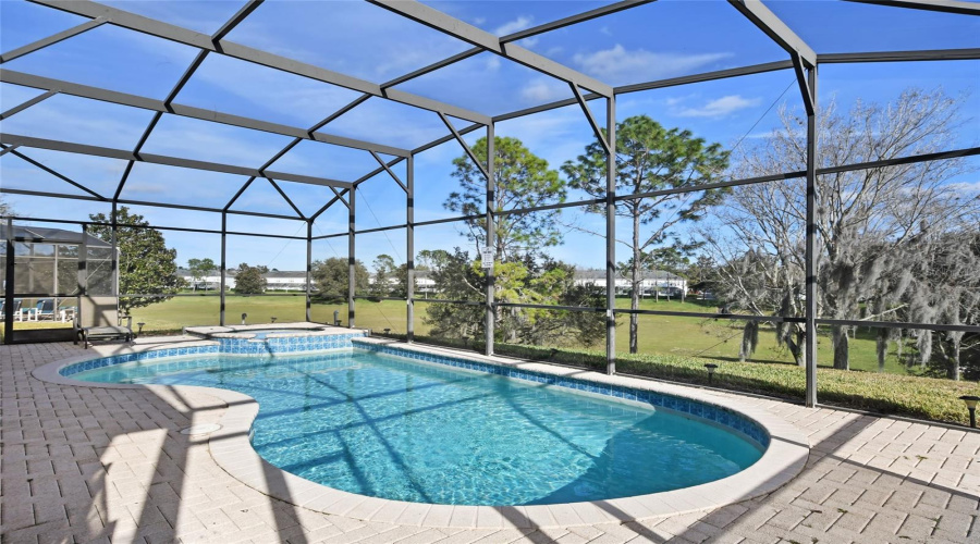 KISSIMMEE, Florida 34747, 6 Bedrooms Bedrooms, ,4 BathroomsBathrooms,Residential,For Sale,BASNETT,0,MFRO6373708