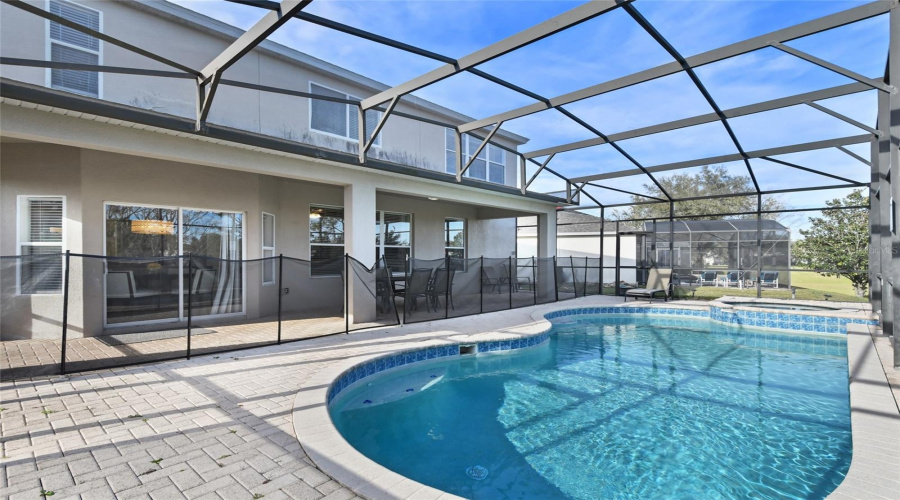 KISSIMMEE, Florida 34747, 6 Bedrooms Bedrooms, ,4 BathroomsBathrooms,Residential,For Sale,BASNETT,0,MFRO6373708