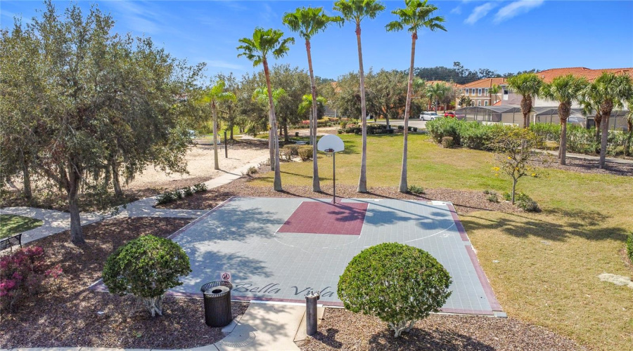 KISSIMMEE, Florida 34746, 8 Bedrooms Bedrooms, ,5 BathroomsBathrooms,Residential,For Sale,MARCELLO,0,MFRO6279744