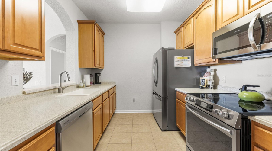 DAVENPORT, Florida 33896, 3 Bedrooms Bedrooms, ,2 BathroomsBathrooms,Residential,For Sale,PORTOFINO,0,MFRO6371031