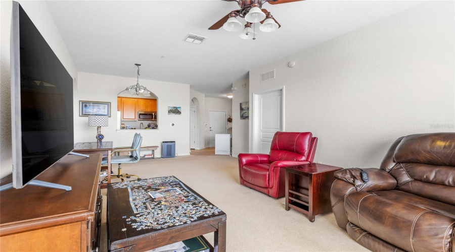 DAVENPORT, Florida 33896, 3 Bedrooms Bedrooms, ,2 BathroomsBathrooms,Residential,For Sale,PORTOFINO,0,MFRO6371031