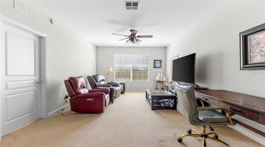 DAVENPORT, Florida 33896, 3 Bedrooms Bedrooms, ,2 BathroomsBathrooms,Residential,For Sale,PORTOFINO,0,MFRO6371031