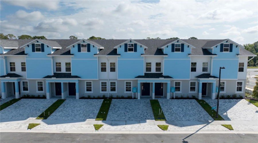 DAVENPORT, Florida 33837, 5 Bedrooms Bedrooms, ,4 BathroomsBathrooms,Residential,For Sale,PEGASUS,0,MFRO6350152