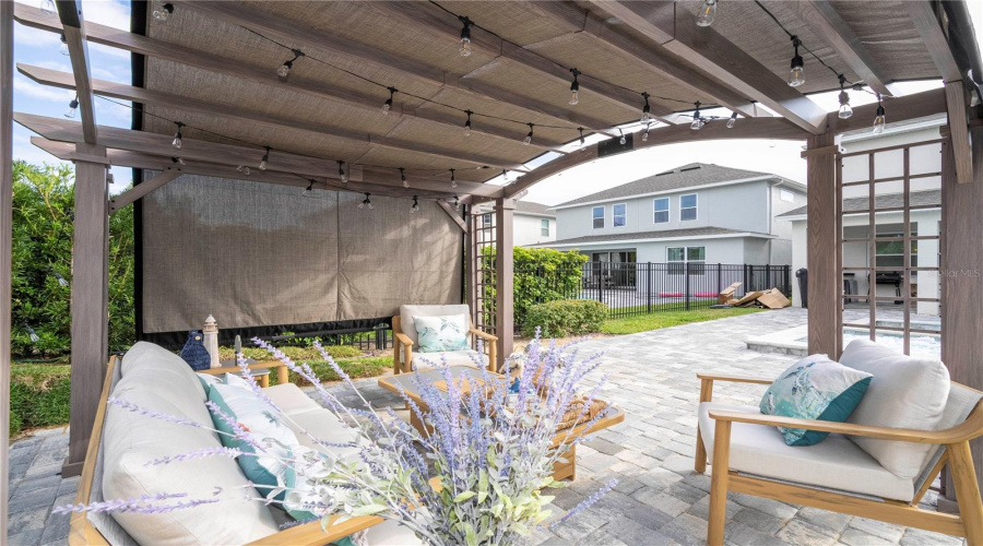 KISSIMMEE, Florida 34747, 8 Bedrooms Bedrooms, ,6 BathroomsBathrooms,Residential,For Sale,WESTLAND,0,MFRO6373031