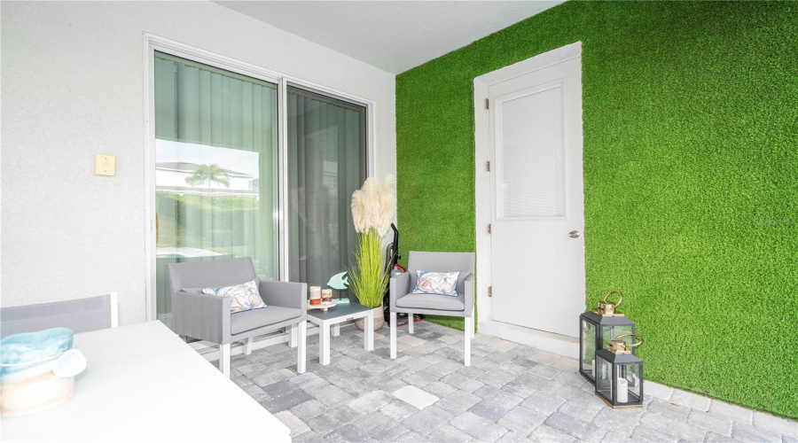 KISSIMMEE, Florida 34747, 8 Bedrooms Bedrooms, ,6 BathroomsBathrooms,Residential,For Sale,WESTLAND,0,MFRO6373031