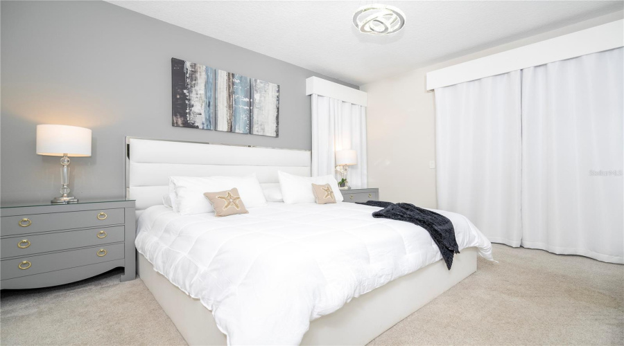 KISSIMMEE, Florida 34747, 8 Bedrooms Bedrooms, ,6 BathroomsBathrooms,Residential,For Sale,WESTLAND,0,MFRO6373031