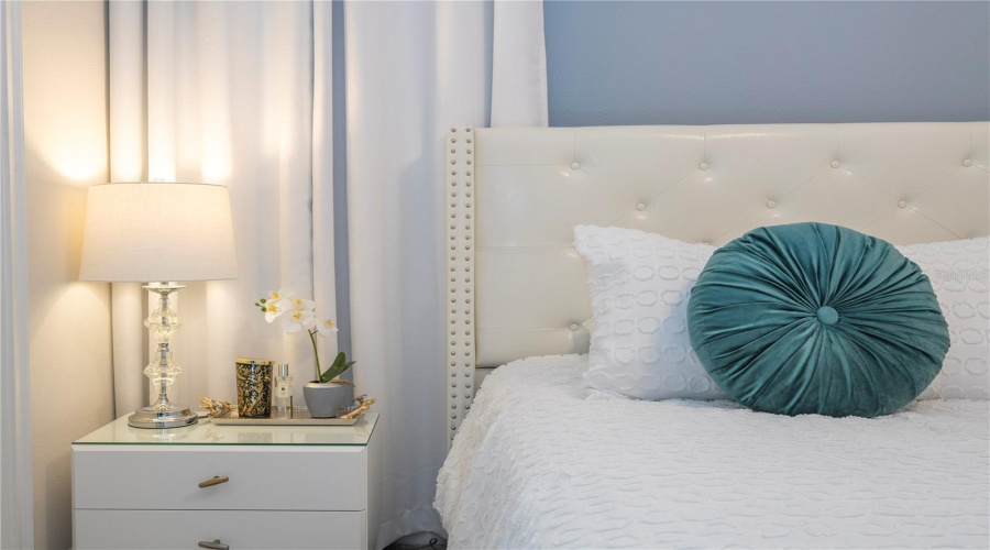 KISSIMMEE, Florida 34747, 8 Bedrooms Bedrooms, ,6 BathroomsBathrooms,Residential,For Sale,WESTLAND,0,MFRO6373031