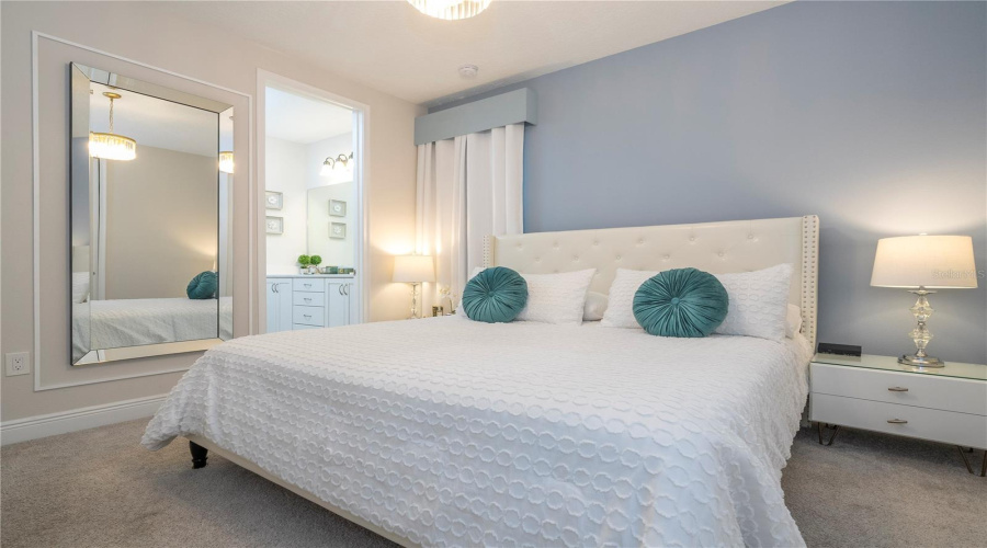 KISSIMMEE, Florida 34747, 8 Bedrooms Bedrooms, ,6 BathroomsBathrooms,Residential,For Sale,WESTLAND,0,MFRO6373031