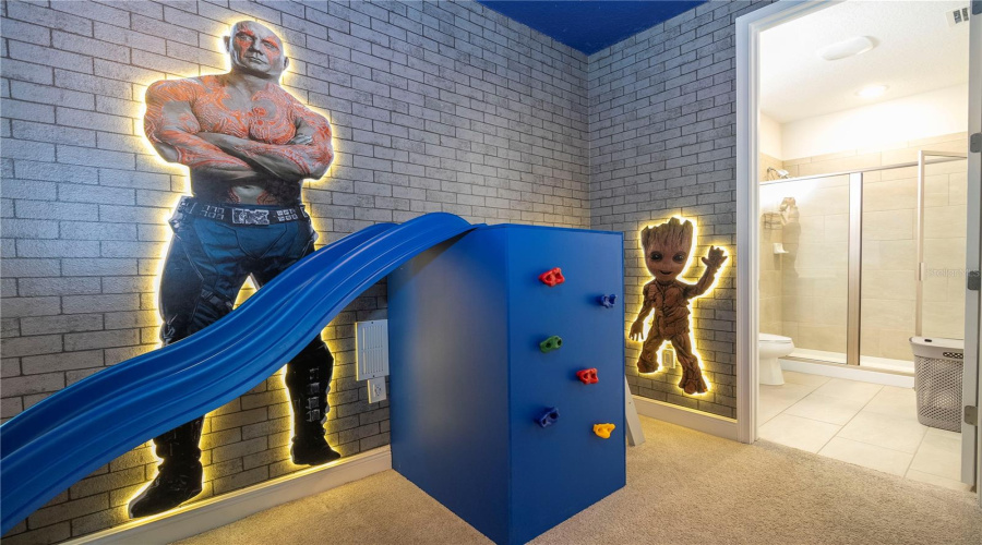 KISSIMMEE, Florida 34747, 8 Bedrooms Bedrooms, ,6 BathroomsBathrooms,Residential,For Sale,WESTLAND,0,MFRO6373031