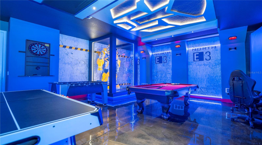 KISSIMMEE, Florida 34747, 8 Bedrooms Bedrooms, ,6 BathroomsBathrooms,Residential,For Sale,WESTLAND,0,MFRO6373031