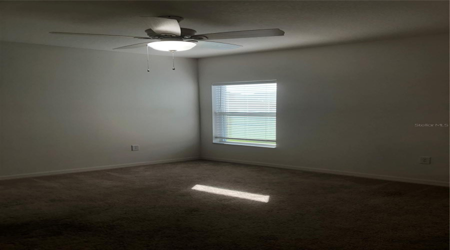 KISSIMMEE, Florida 34746, 4 Bedrooms Bedrooms, ,2 BathroomsBathrooms,Residential,For Sale,SILVER FIN,0,MFRO6373988