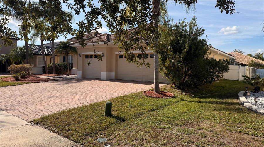 KISSIMMEE, Florida 34746, 3 Bedrooms Bedrooms, ,2 BathroomsBathrooms,Residential,For Sale,SOMERSET,0,MFRS5141799