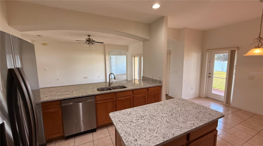 KISSIMMEE, Florida 34746, 3 Bedrooms Bedrooms, ,2 BathroomsBathrooms,Residential,For Sale,SOMERSET,0,MFRS5141799