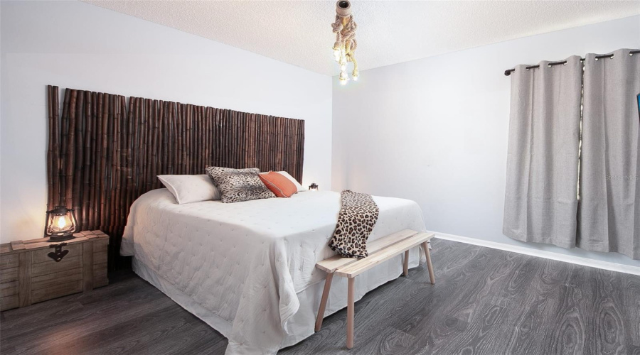 DAVENPORT, Florida 33837, 5 Bedrooms Bedrooms, ,4 BathroomsBathrooms,Residential,For Sale,SUNSET VIEW,0,MFRS5141793