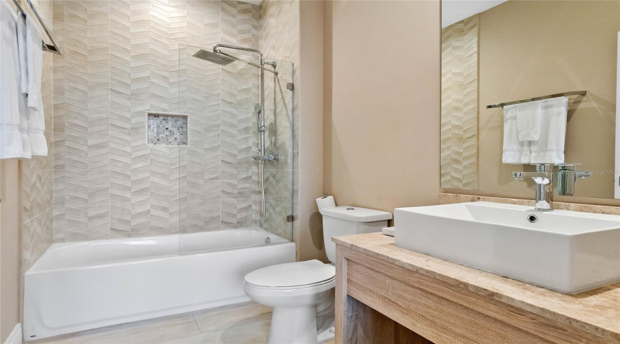 KISSIMMEE, Florida 34747, 4 Bedrooms Bedrooms, ,4 BathroomsBathrooms,Residential,For Sale,BROOKLYN,0,MFRO6271722