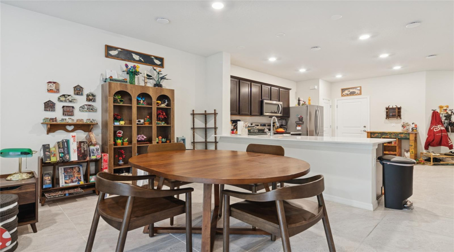 KISSIMMEE, Florida 34746, 3 Bedrooms Bedrooms, ,2 BathroomsBathrooms,Residential,For Sale,SPARKLING SHELL,0,MFRO6373996