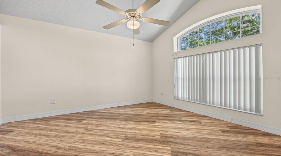 Office / Second bedroom on first floor